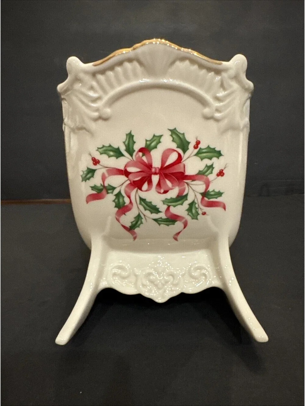 Lenox Holiday Collection Sleigh Holly Berries Gold Trim 8 3/4” L X 5” W X 7” H